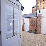 Maison 24 Nyaraló *