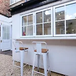 Maison 24 Nyaraló York