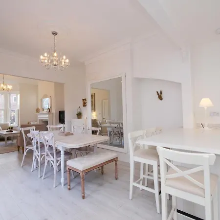 Maison 24 Holiday home