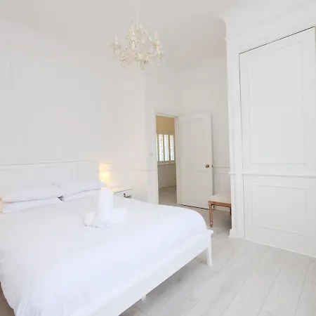 Maison 24 Holiday home