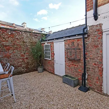 Holiday home Maison 24