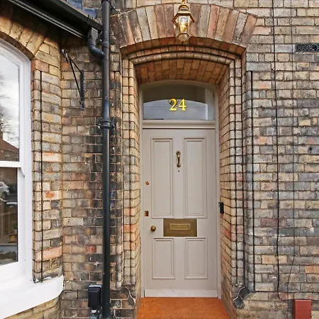 Holiday home Maison 24 York